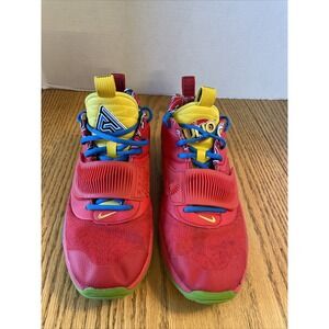 Size 7Y- Nike UNO x Zoom Freak 3 NRG 50th Anniversary - Red